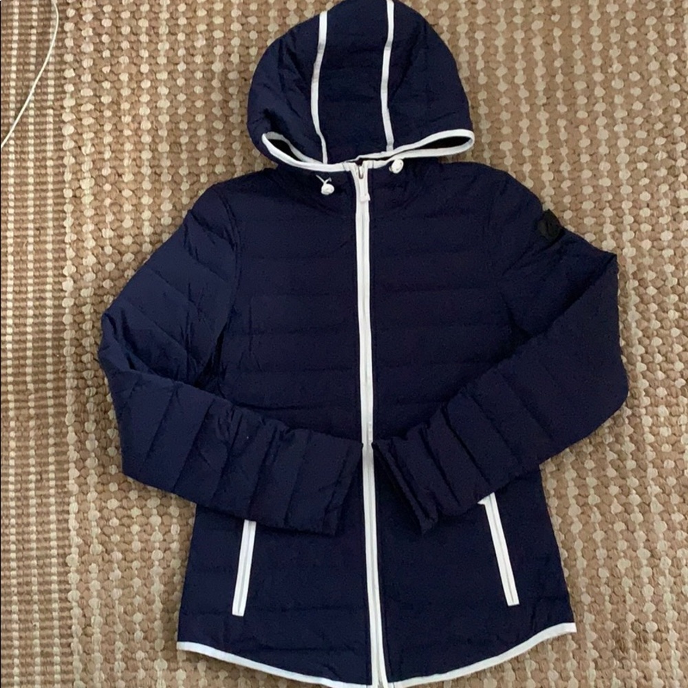 Moose Knuckles Navy Light Puffer
